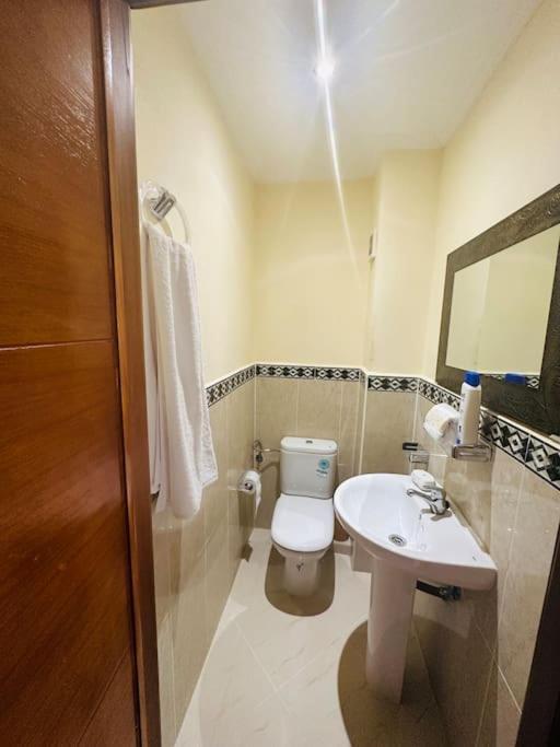 Apartamento Vacacional Achakar Playa&Piscina! Танжер Екстериор снимка