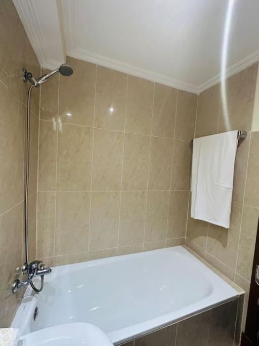 Apartamento Vacacional Achakar Playa&Piscina! Танжер Екстериор снимка